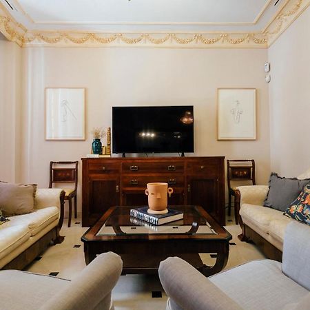 Exclusivo Alojamiento En El Centro Sevilla Екстер'єр фото